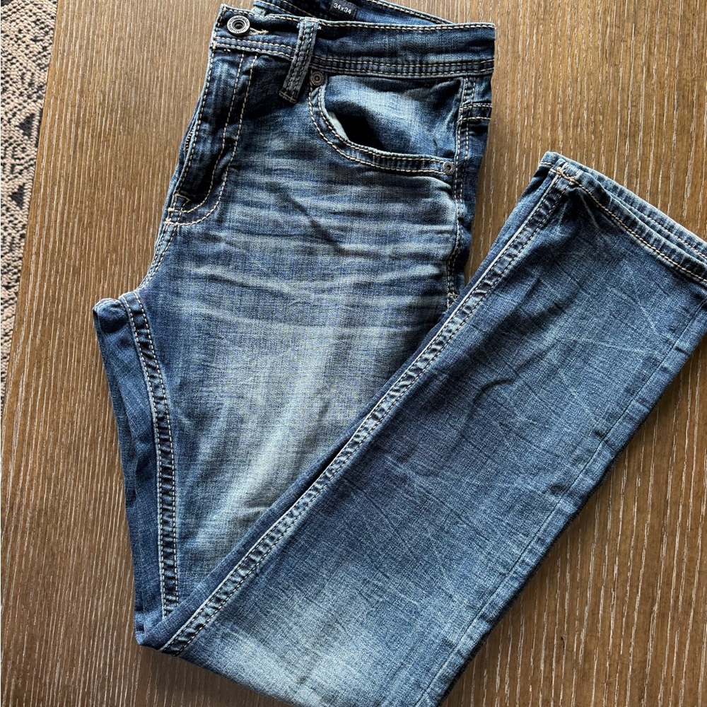 Buckle Men's Blue Jeans